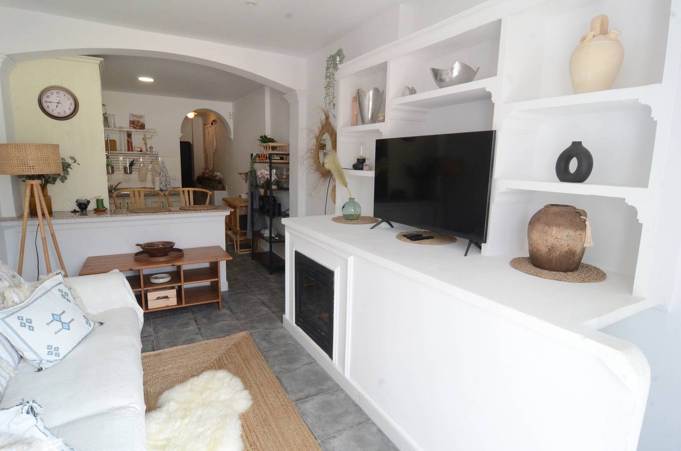 Ganze Wohnung, Ferienhaus 'La Cueva De Las Orquídeas' mit privatem Pool, privater Terrasse und Wlan in Benaoján, Málaga Provinz
