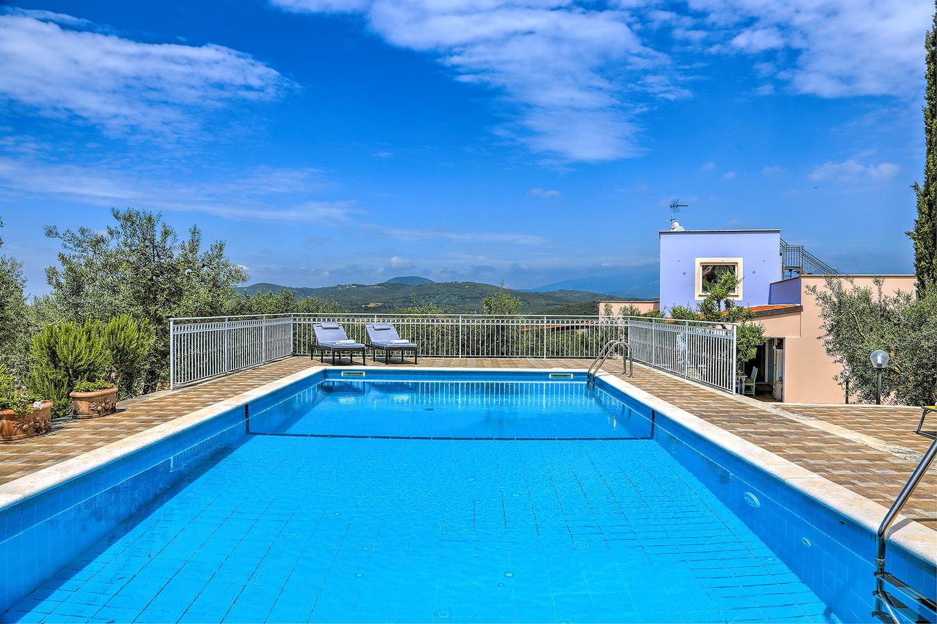 Villa pour 6 personnes avec terrasse in Sonnino, Province de Latina