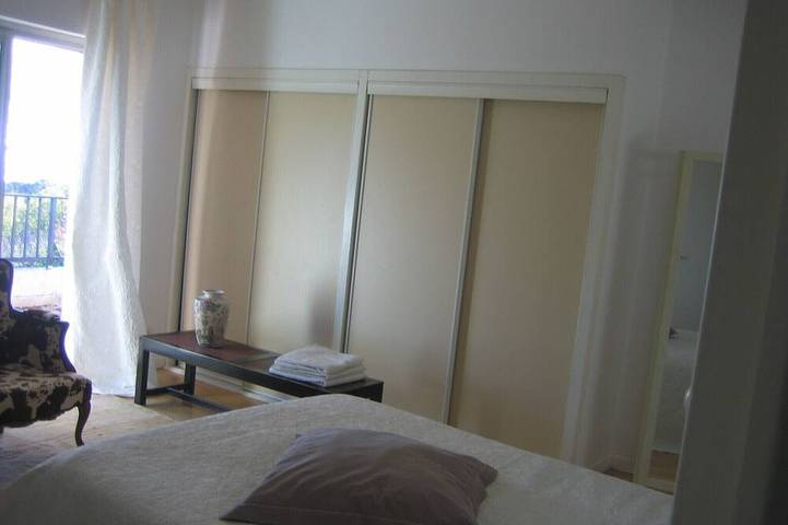 Location de vacances pour 10 personnes, avec balcon et jardin, animaux acceptés à Talasani - 2