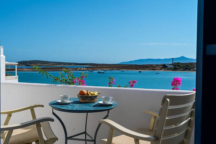 B&b per 3 persone, con Vista oceano e Giardino in Paros