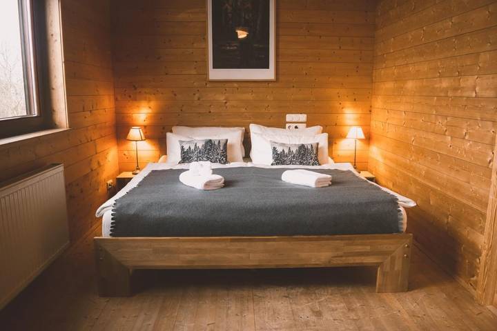 Ferienwohnung für 5 Personen, mit Balkon und Terrasse sowie Garten und Sauna in Vogtareuth