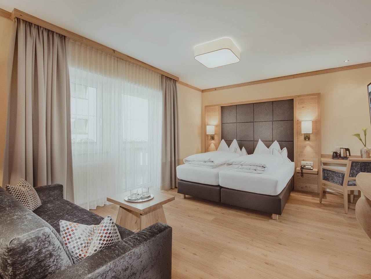 Ganze Ferienwohnung, Appartementhotel Panorama inkl. Tunnel zur Therme in Bad Hofgastein, Ski Amadé