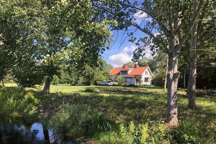 Ferienhaus für 6 Personen, mit Terrasse und Garten in Ödeshög