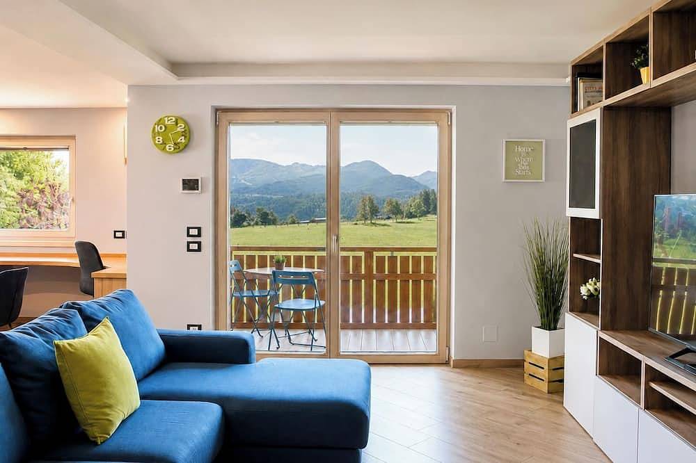 Ganze Wohnung, Casa Yara - Superior Apartment in Cavalese, Fleimstaler Alpen