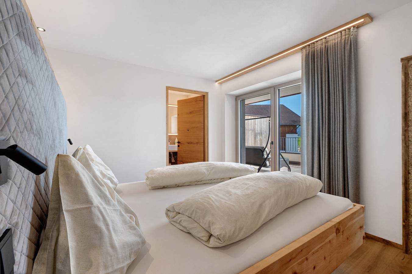 Ganze Wohnung, Ferienwohnung 'Moarhof Rosmarin' mit Bergblick, privater Terrasse und Wi-Fi in Schlaneid, Mölten