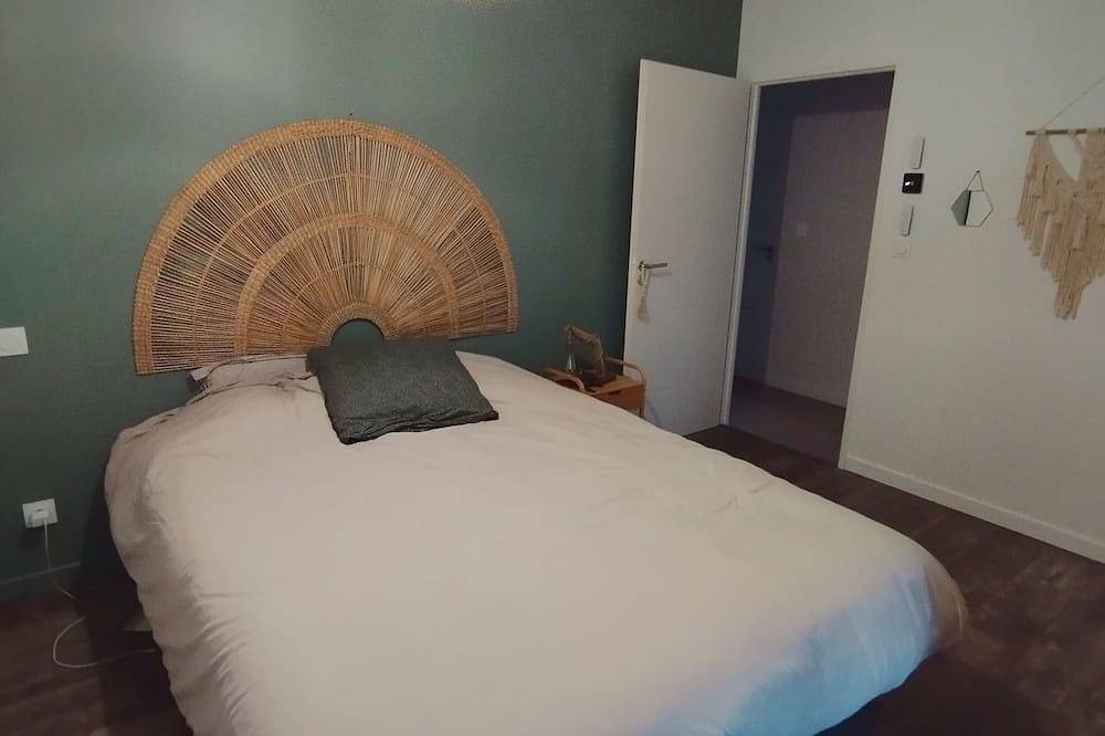 Villa de Charme, Neuve, Centre de Maubuisson, 200m du Lac, Terrain de Pétanque in Maubuisson, Carcans