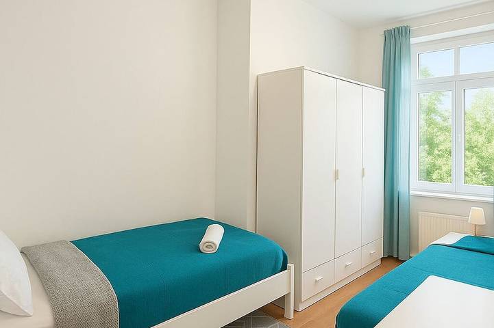 Ganze Wohnung, Apartment Halle Innenstadt – 4 Raum, Küche, Bad in Halle, Saale-Unstrut