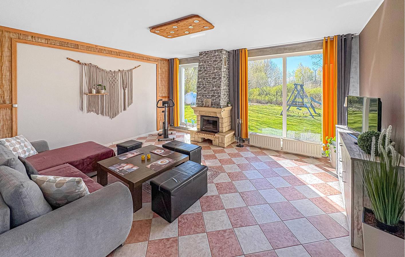 Ferienhaus für 6 Personen mit Terrasse in Powiat Sławieński