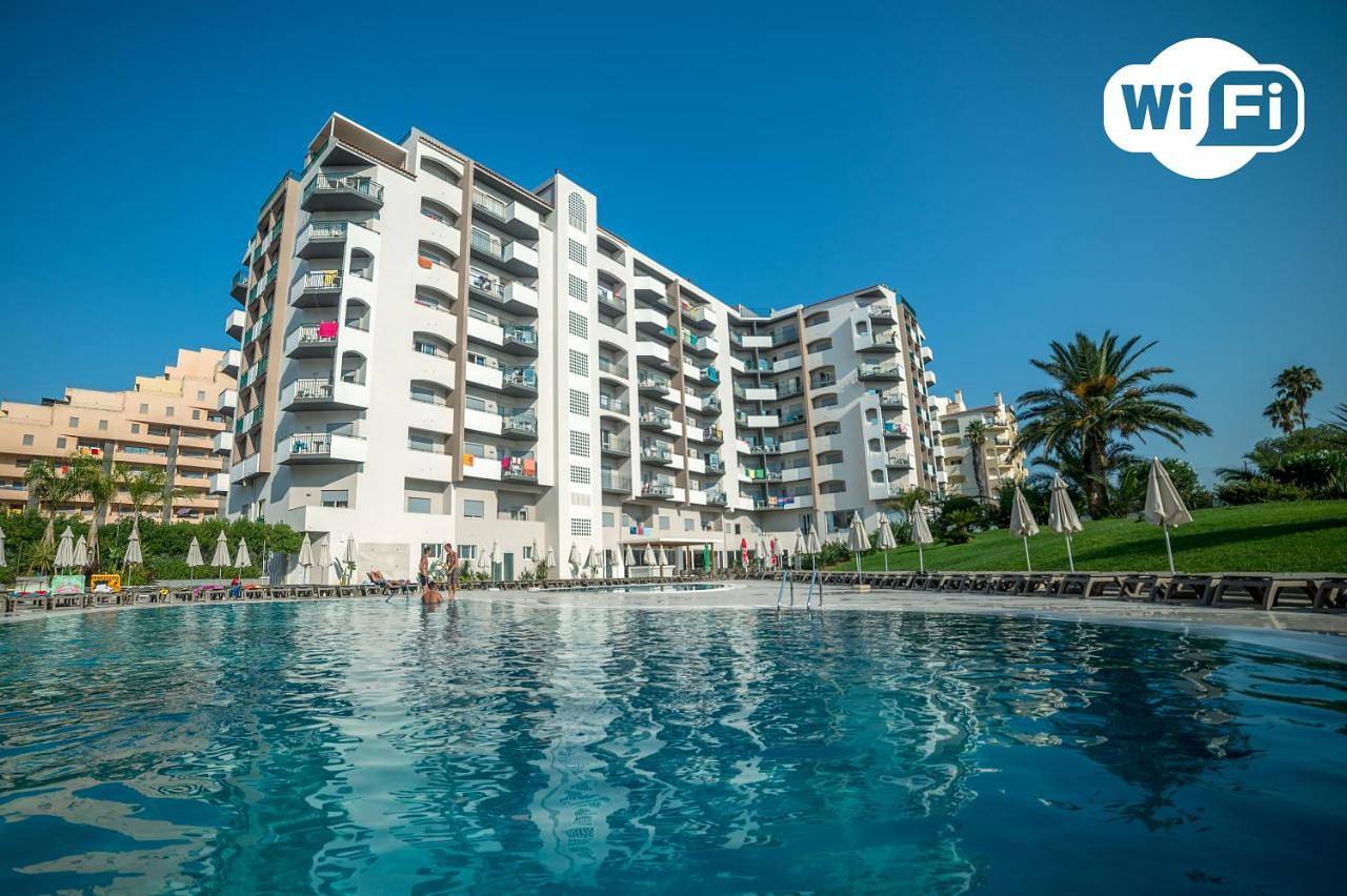 One-Bedroom Standard Apartment in Praia da Rocha, Portimão