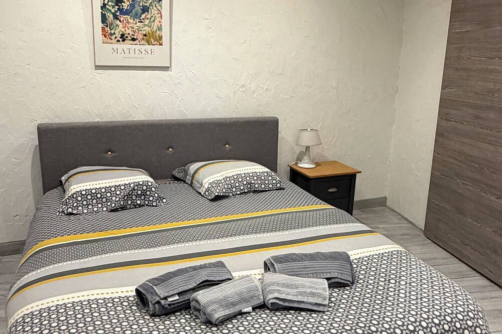 Ganze Wohnung, Charmante historische Stadtwohnung 4 Personen in Vence, Cannes und Umgebung