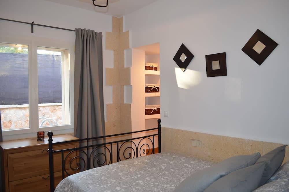 Casa Piedra Mallorca in Son Ferrer, Calvià