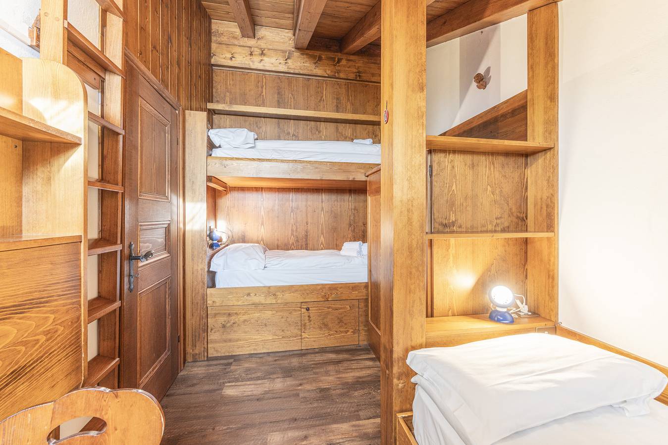 Apartamento entero, Casa Funivia 2, a pochi passi dalla cabinovia e dal centro in Cortina d'Ampezzo y alrededores, Dolomiti Superski
