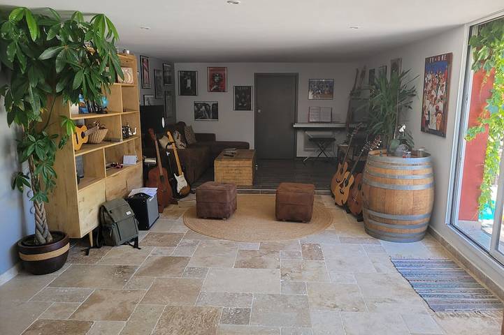 Location de vacances pour 6 personnes, avec jardin à Sarrians - 4