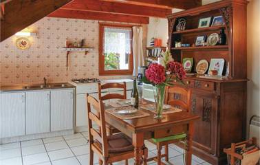 Maison De Vacances pour 3 Personnes dans Moëlan-sur-Mer, Finistère, Photo 2
