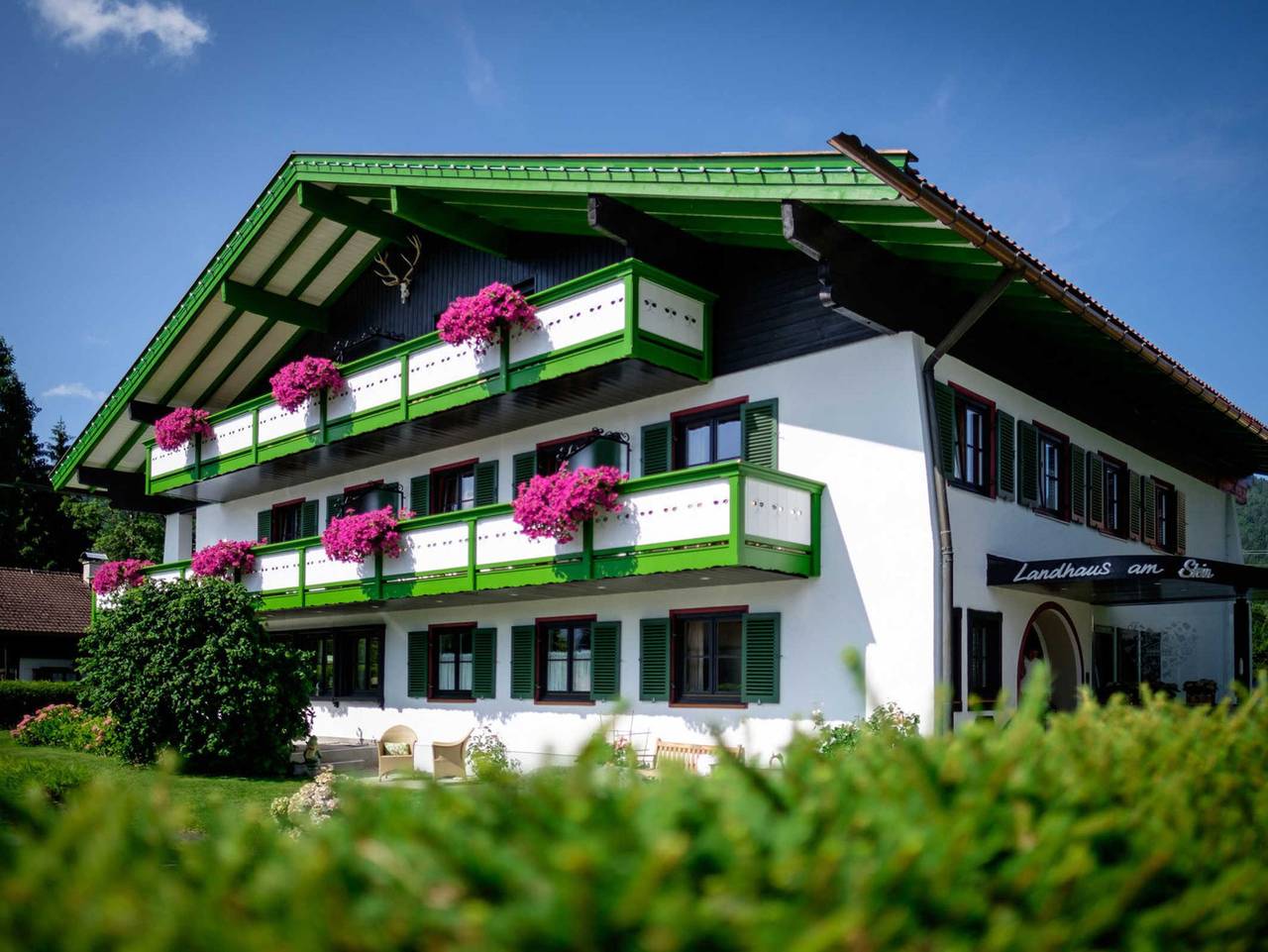 Landhaus am Stein - Doppelzimmer in Bad Wiessee, Bayerische Alpen