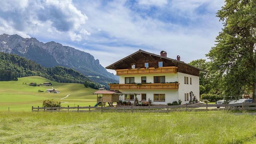 Bauernhof für 5 Personen, mit Balkon und Garten, kinderfreundlich in Walchsee