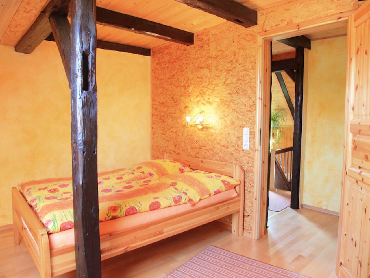 Ganze Ferienwohnung, Ferienwohnungen "Am Nussbaum" - Ferienwohnung "Dorfblick" in Saalfelder Höhe, Saalfeld/Saale