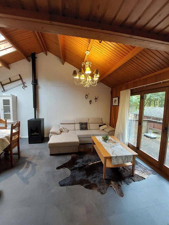 Gîte pour 6 personnes, avec Balcon et Terrasse ainsi que Jardin et Vue dans Jupille