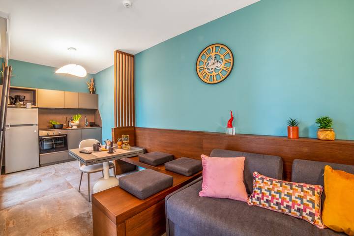 Casale per 4 persone, con piscina e terrazza nonché sauna, adatto a famiglie con bambini in Puglia