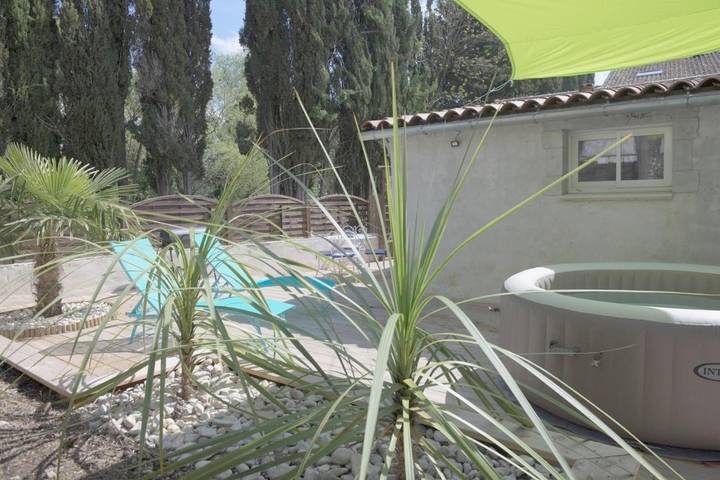 Ferienhaus für 4 Personen, mit Garten und Whirlpool - 1
