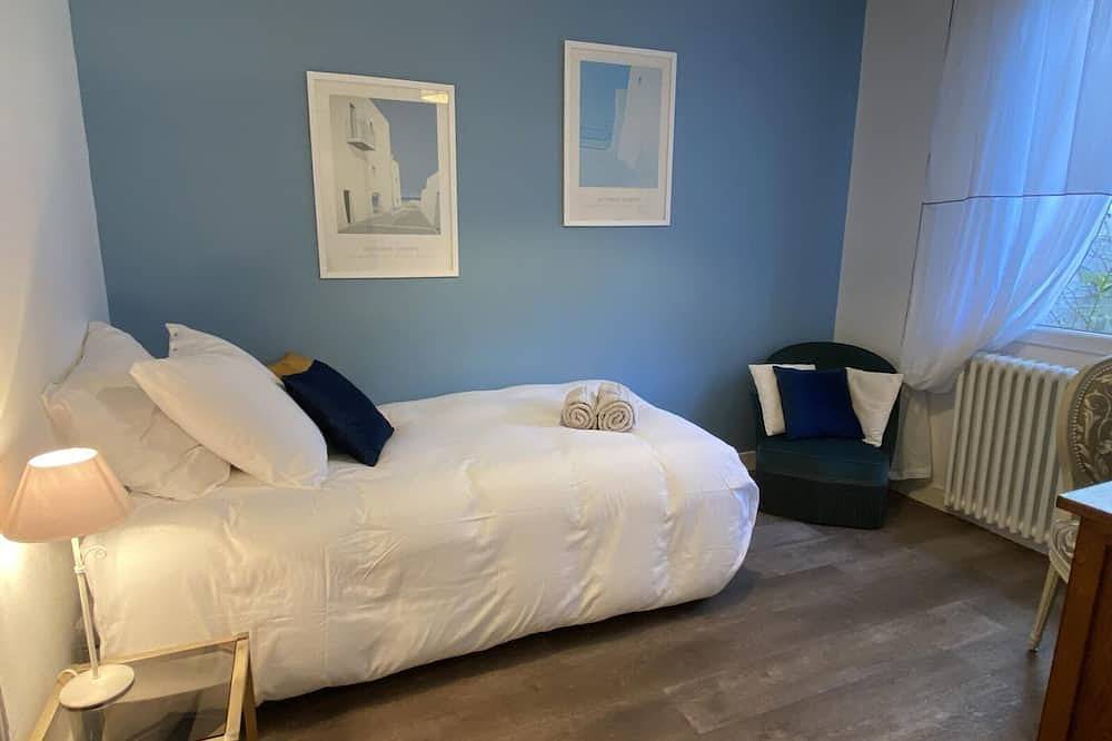 Casa acogedora con jardín, cerca del parque y del centro de Moulins, ideal para 3-4 personas in Yzeure, Allier (desambiguación)