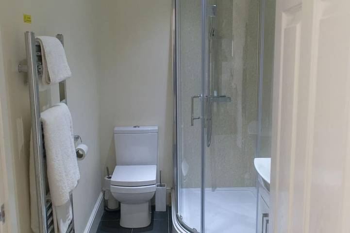 Deluxe Double Ensuite at The Lawns Guest House in Sherwood Forest, Nottinghamshire