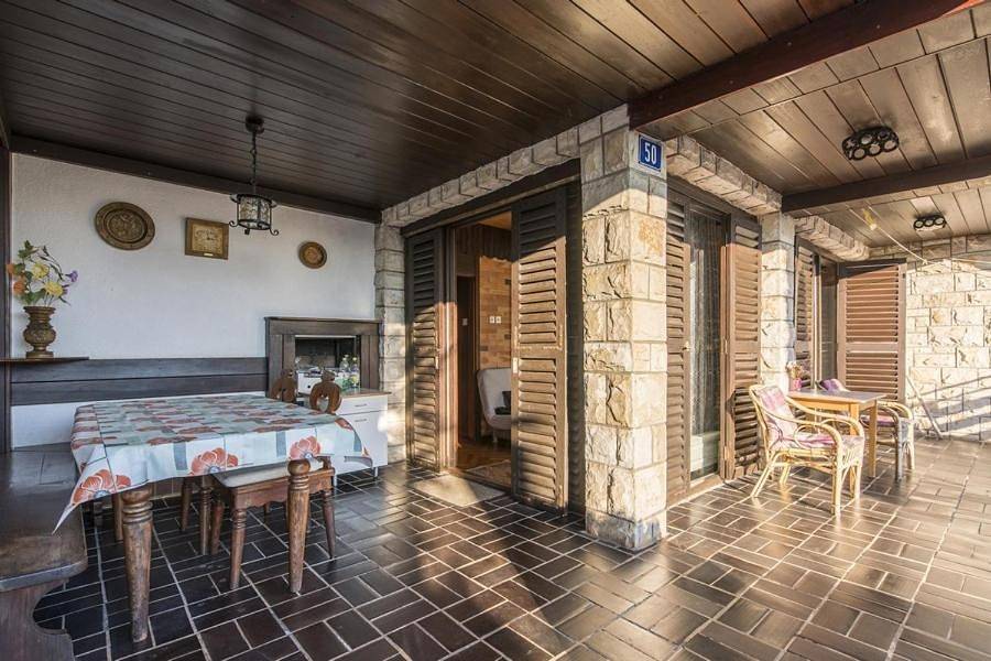 Ferienhaus fur 7 Personen 80m vom Meer in Karigador, Općina Brtonigla