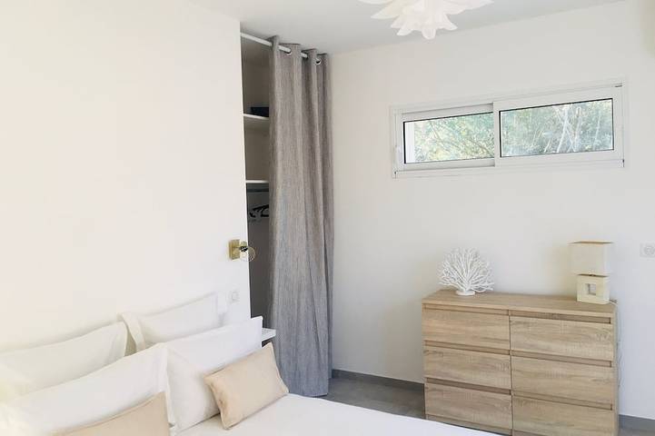 Villa pour 4 personnes, avec terrasse et jardin à Calvi