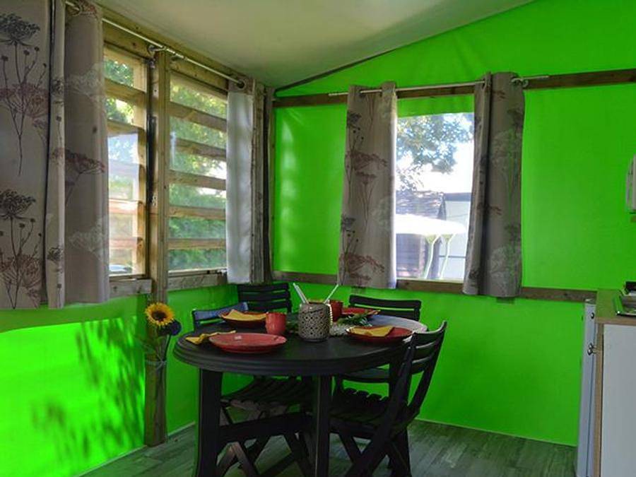 La Touesse Camping - Bungalow toilé 4 personnes - Bali 21m² - 2 chambres in Saint-Lunaire, Région de Saint-Malo