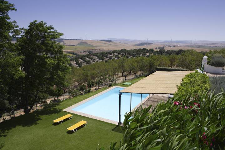 Chalet para 12 personas, con jardín en Campiña de Jerez - 2