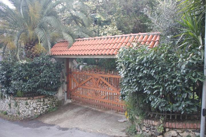 B&b voor 2 personen, with Terras and Tuin as well as Uitzicht in Casarza Ligure