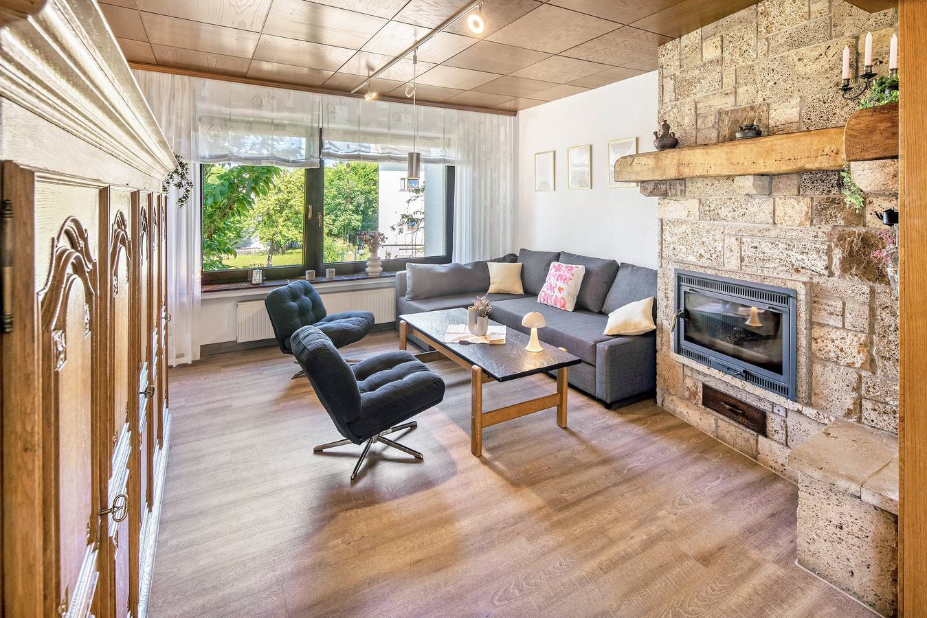 Holiday Home 'Haus Kirchenblick' with Private Garden, Balcony and Wi-Fi in Attendorn, Sauerland