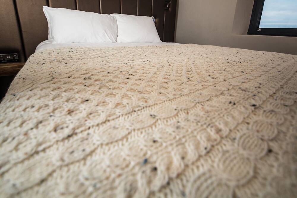 Quaint and Luxurious Cottage overlooking Doolin and the Aran Islands in County Clare