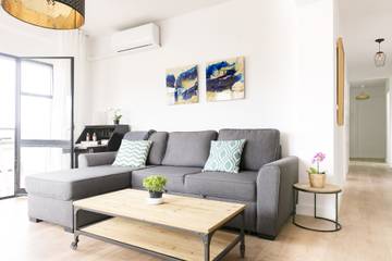 Holiday Rental for 8 People in Málaga (Este), Malaga, Photo 4