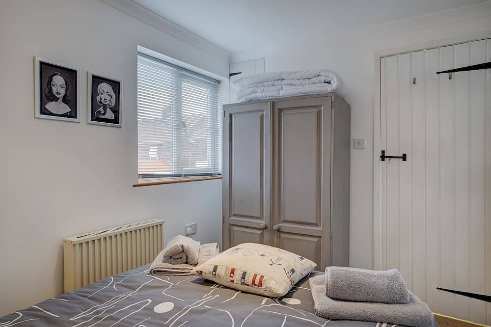 1 Old Chapel Cottages | Winterton Cottages in Great Yarmouth, The Broads