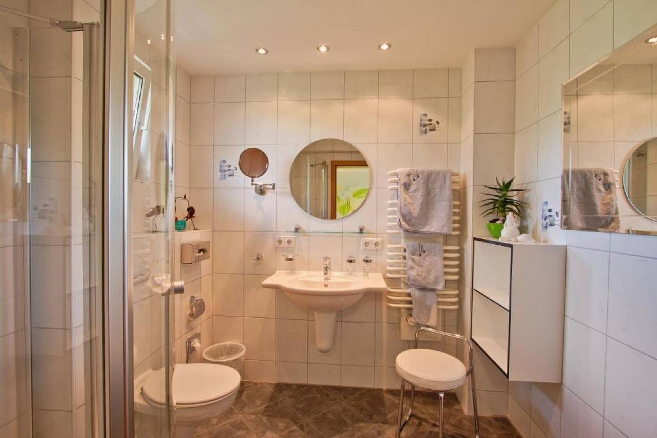 Zimmer '103' mit Gemeinschaftsgarten, Balkon und Wi-Fi in Hagnau am Bodensee, Region Bodensee-Oberschwaben