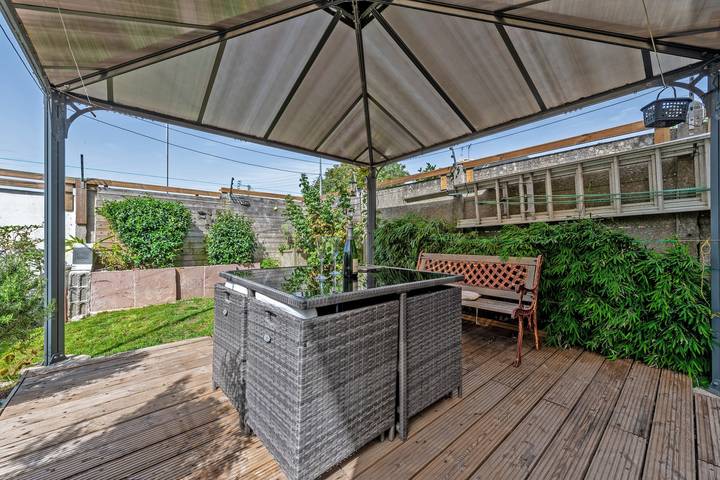 Appartement entier, Appartement 'Domaine De Pharaon' avec terrasse partagée, Wi-Fi et climatisation in Morlaix, Ceinture Dorée