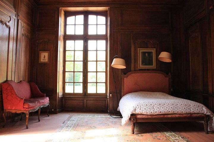 Château pour 15 personnes, avec terrasse ainsi que jardin et piscine dans Centre-Val de Loire - 2