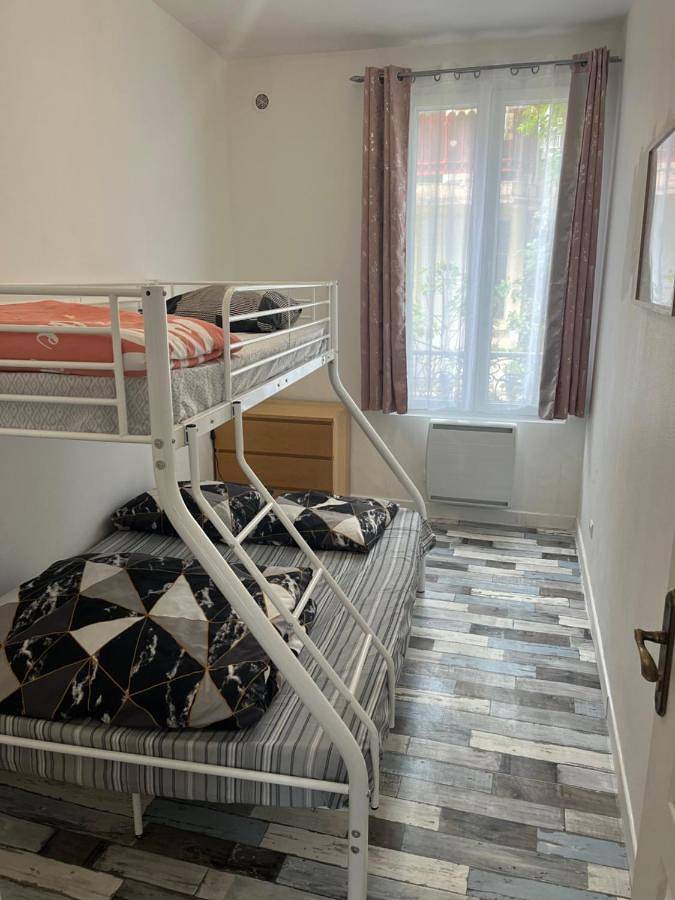 Gîte pour 5 personnes, avec terrasse à Drancy - 4