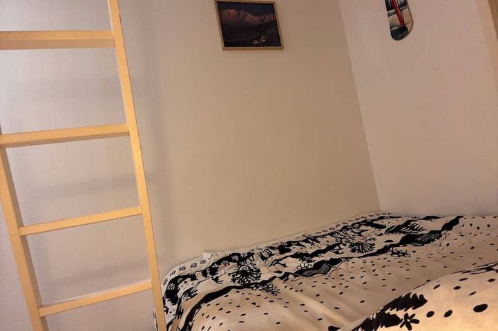 Entire apartment, T3 for 6/7 people with direct access to the slopes, beautiful view, summer swimming pool, shops in Valmeinier, Saint-Jean-de-Maurienne region