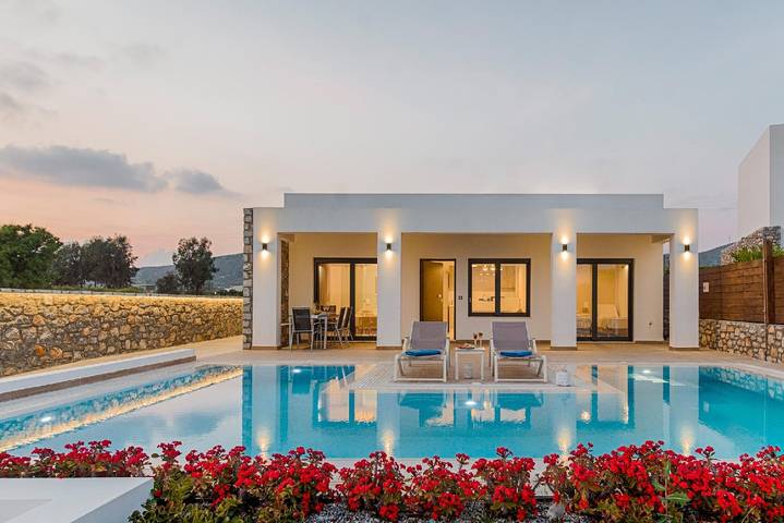 Apartamento para 5 personas, con terraza y jardín en Rodas