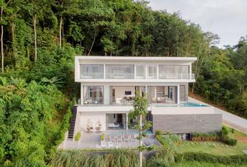 Villa for 12 People in Phuket Province, Thailand, Photo 1