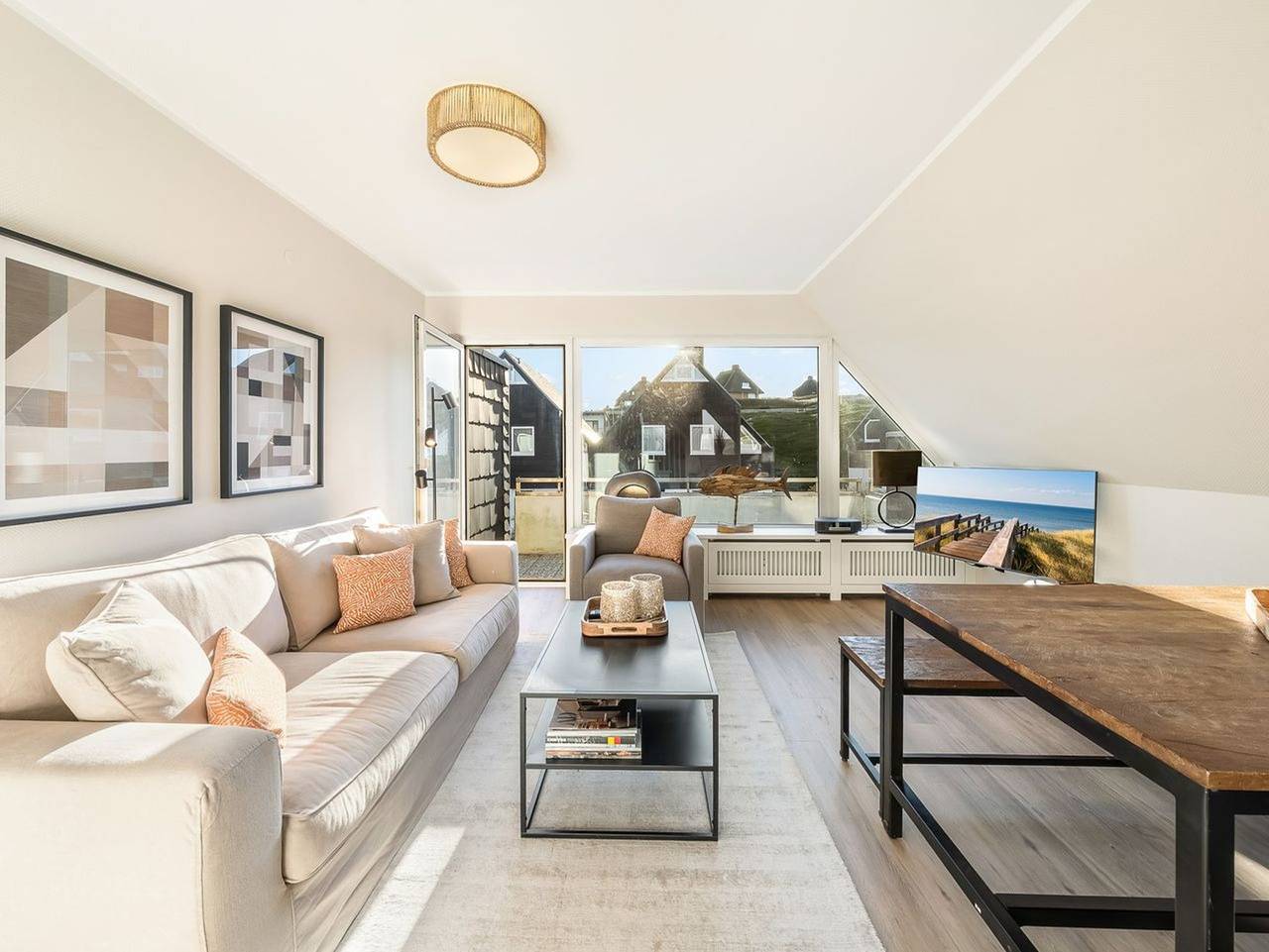 Ganze Ferienwohnung, Mare - Hochwertige 3-Zimmer-Ferienwohnung in Hörnum mit Balkon, Sauna & Strandnähe in Hörnum, Sylt