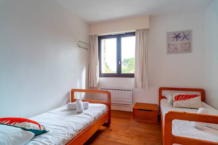 Gîte pour 4 personnes, avec jardin et terrasse à Locmariaquer - 4