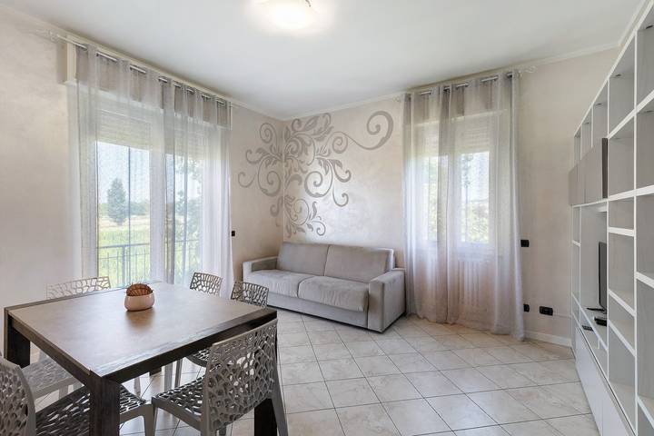 Gîte pour 7 personnes, avec jardin, animaux acceptés à Lonato del Garda - 2