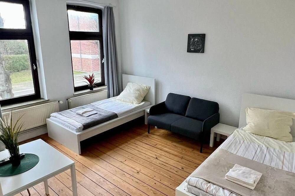 Plöner Straße 59 W2 - 2 Schlafzimmer mit Parkplatz in Neumünster, Schleswig-Holstein Binnenland