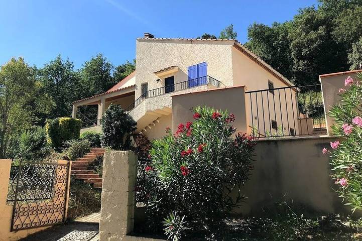 Villa pour 8 personnes, avec jardin et sauna