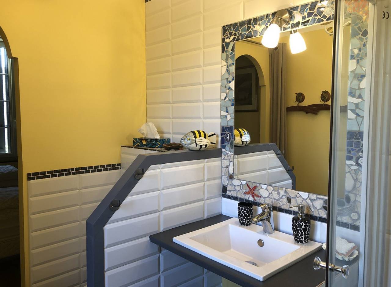 La Picholine - Chambre Citronnelle in Vinassan, Région de Narbonne