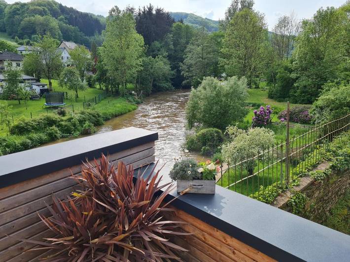 Ferienhaus für 3 Personen, mit Terrasse und Garten sowie Ausblick in Waxweiler