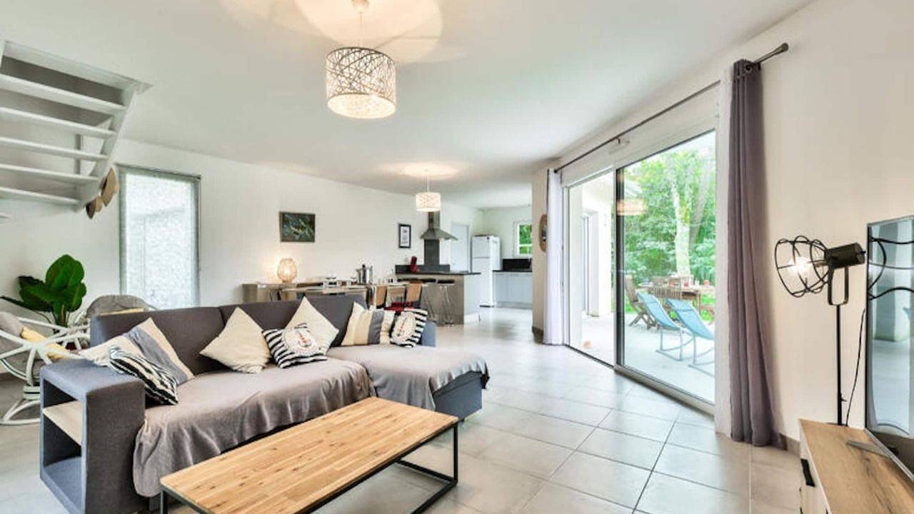 Apartamento vacacional entero, Ferienwohnung für 6 Personen (130 m²) in Arès in Arès, Region de Arcachon